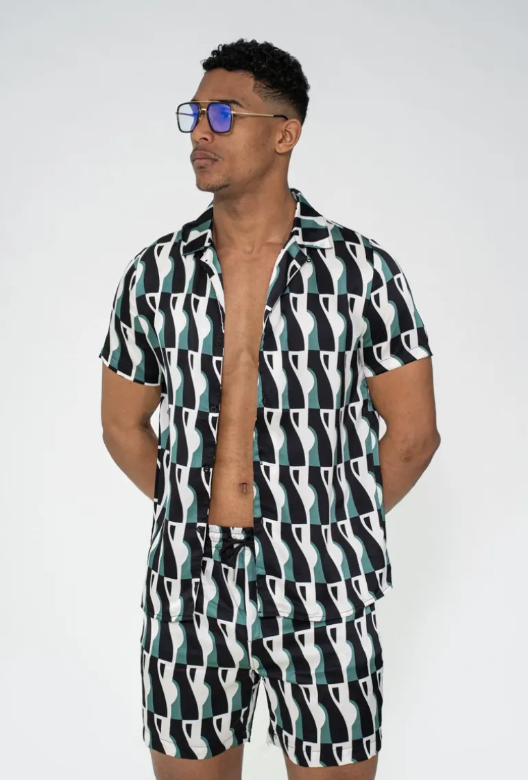 Ensemble chemise short à motifs abstrait