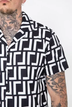 Ensemble chemise short à motif graphique