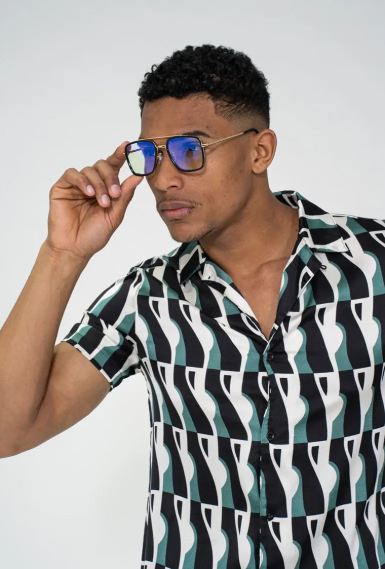 Ensemble chemise short à motifs abstrait