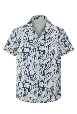 Ensemble short et chemise a motifs abstraits