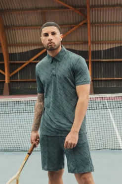 Ensemble short polo à motif géométriques