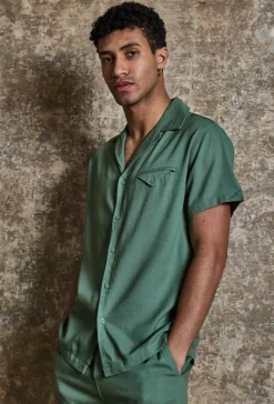 Ensemble uni chemise manches courtes short