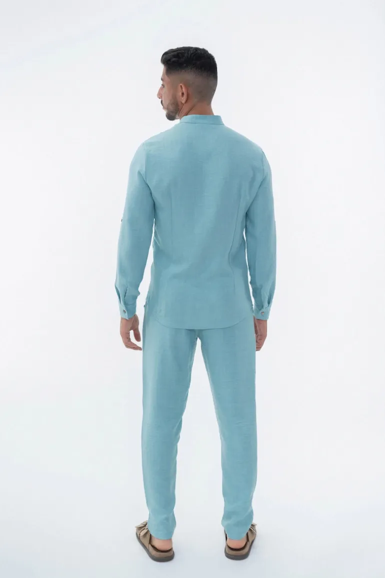 Ensemble uni chemise manches courtes pantalon