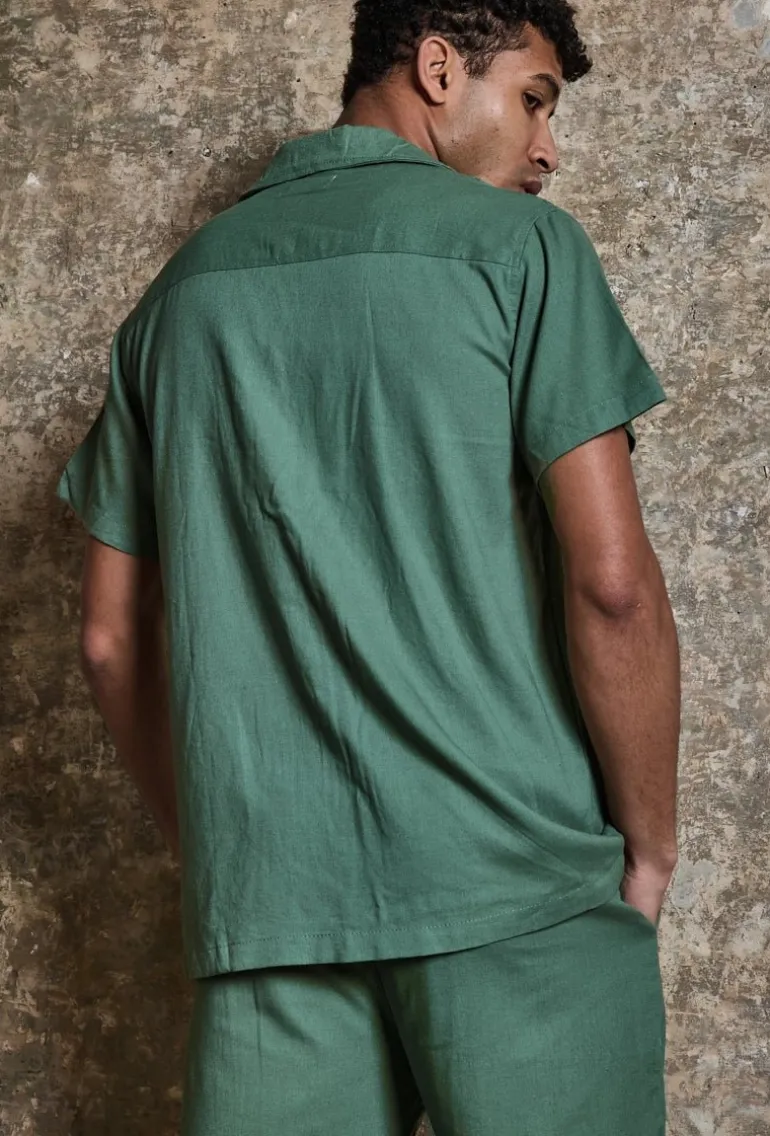 Ensemble uni chemise manches courtes short