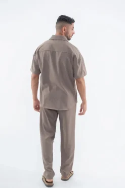 Ensemble uni sophistiqué