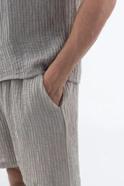 Ensemble uni texturé chemise short