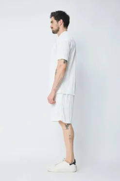 Ensemble uni t-shirt et short
