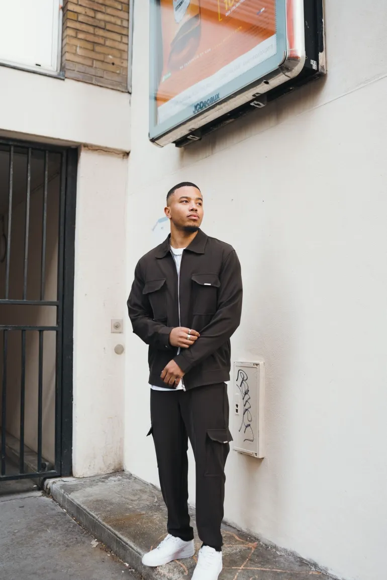 Ensemble uni veste pantalon cargo