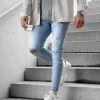 Jean skinny légèrement stretch et déchiré