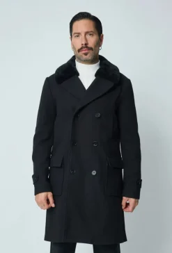Manteau boutonné col à fourrure