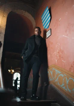 Manteau long boutonné