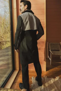 Manteau trench droit à empiècement à carreaux