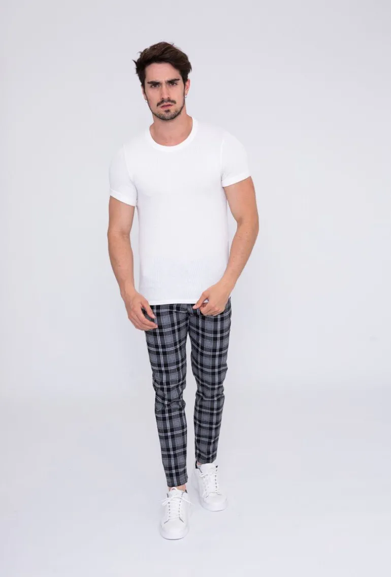 Pantalon à carreaux