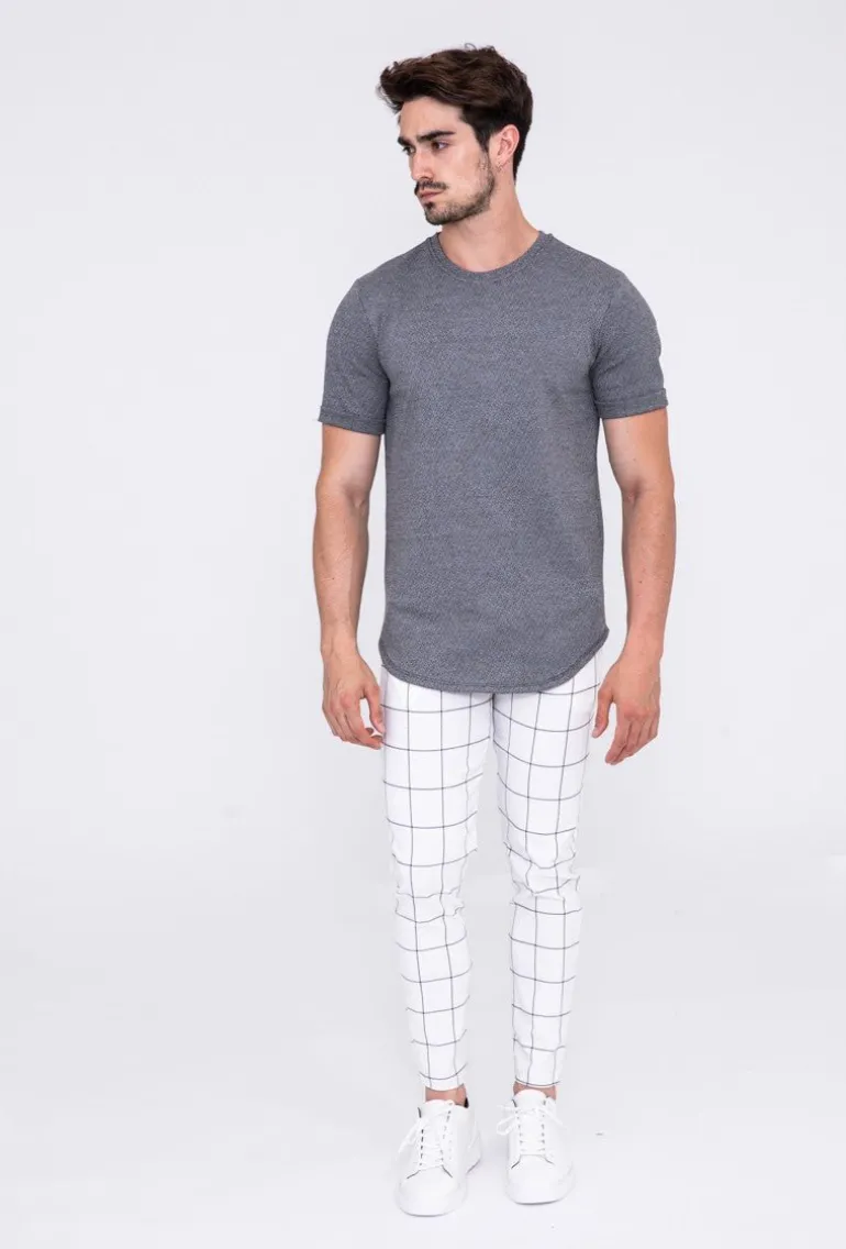 Pantalon à carreaux : style tendance pour homme