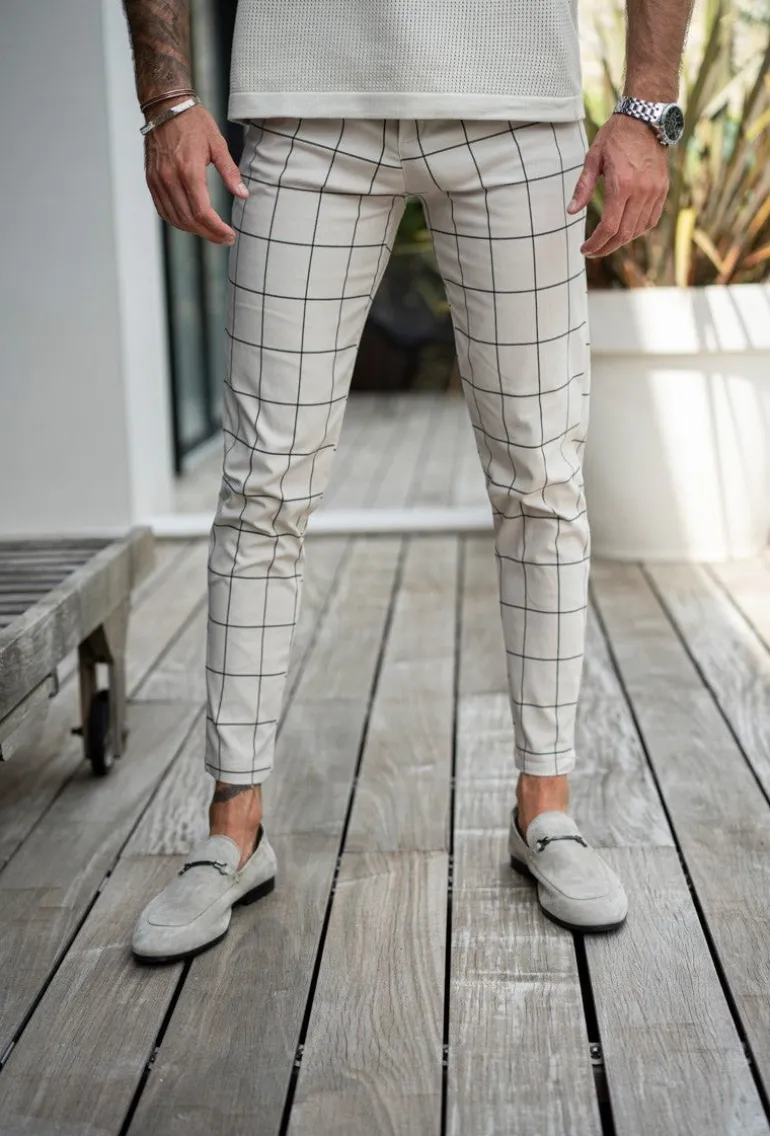 Pantalon à carreaux : style tendance pour homme