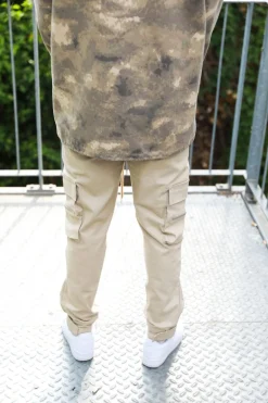 Pantalon cargo jogger avec détail zippé