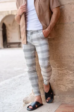 Pantalon chino à rayures