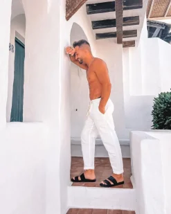 Pantalon chino classique uni