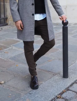Pantalon chino classique uni