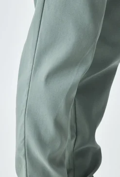 Pantalon chino classique uni