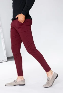 Pantalon chino tendance uni