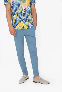 Pantalon chino tendance uni
