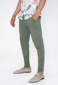 Pantalon chino tendance uni