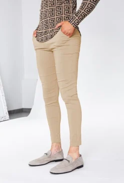 Pantalon chino tendance uni