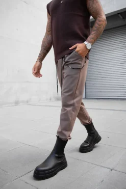 Pantalon jogger habillé avec chaine