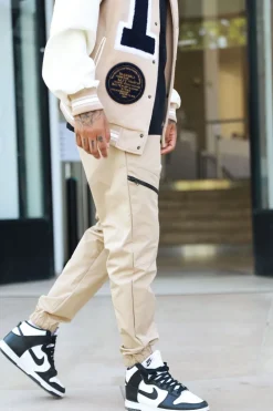 Pantalon jogging pour homme avec plusieurs poches