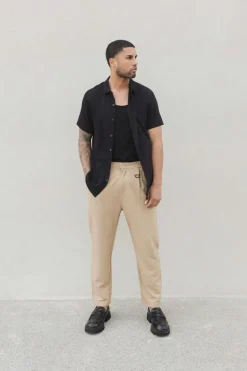 Pantalon élégant à coupe ajustée