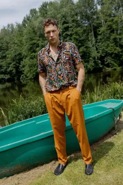 Pantalon tailleur contemporain