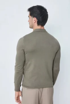 Pull à col chemise zipé