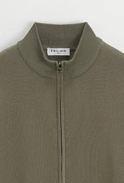Pull col montant à zip