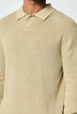 Pull en maille col à revers avec deux boutons