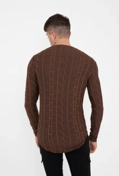 Pull motifs lettres