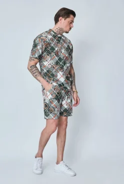 Short à motifs fleuri