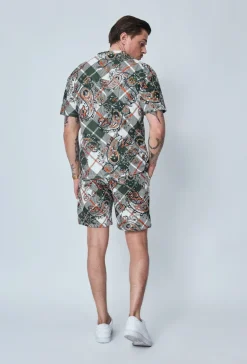 Short à motifs fleuri