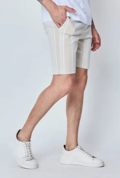 Short chino à carreaux