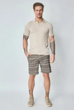 Short chino à carreaux