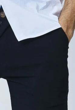 Short chino uni léger stretch et très confortable