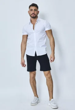 Short chino uni léger stretch et très confortable