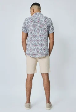 Short chino uni léger stretch et très confortable