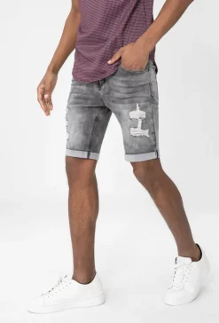 Short jean déchiré