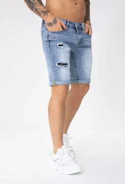 Short jean déchiré