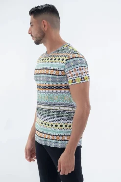 T-shirt à motifs colorés