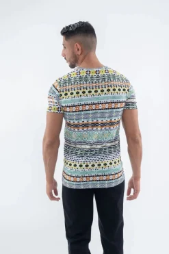 T-shirt à motifs colorés