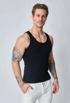 T-shirt uni sans manches