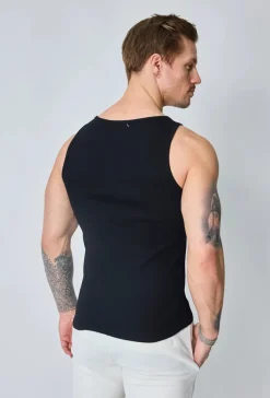 T-shirt uni sans manches