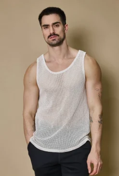T-shirt uni sans manches trouée courtes